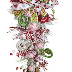 Candy Swag, Winter Door Hanger, Christmas Wreaths & Swags, Christmas Decorations, Christmas Wreath for Front Door, Winter Wreath