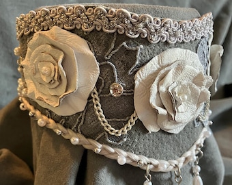 Katherine ~ Graues Lederhalsband