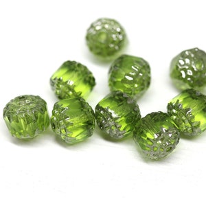 8mm Olive green Czech glass cathedral beads, silver ends olivine round fire polished beads 10Pc - 0886