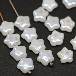 8 mm weiße Sternperlen AB-Finish tschechisches Glas 5 spitze Sterne, 20 Stück - 3166