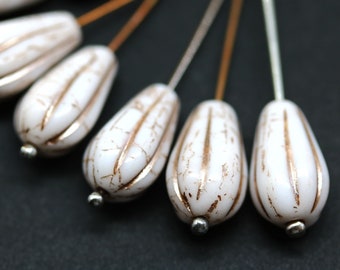 White pear shape teardrop old patina czech glass beads 15x8mm drop, 10Pc - 0604