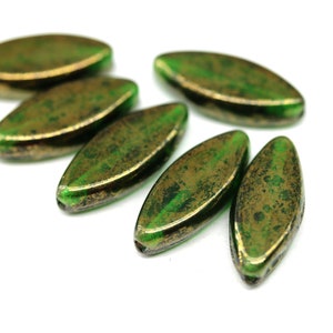 18x7mm Emerald green oval beads golden finish Czech glass fire polished beads, 6Pc - 0117
