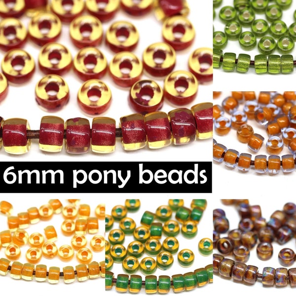 Perles de poney de 6mm Trou de 2 mm Perles de rouleau de verre tchèque Perles d’espacement rondes rouges Perles de poney vertes 40pc