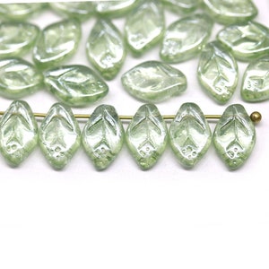 Antique green leaf beads 12x7mm pale green Czech glass pressed leaves 30Pc - 3665
