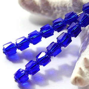 6mm Cathedral czech glass beads, Cobalt blue with very light silver ends, round fire polished - 20Pc - 1228