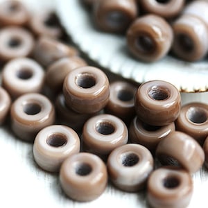 50 perline Pony, perline a rullo in vetro ceco opaco color marrone cacao, foro largo 2 mm, perline distanziatrici rotonde - 6 mm - 2878