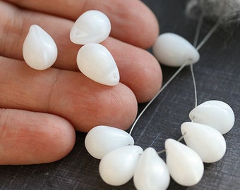 Briolettes de cristal checo blanco perlado en forma de lágrima, 10 x 14 mm, gotas blancas grandes - 6 piezas - 0444