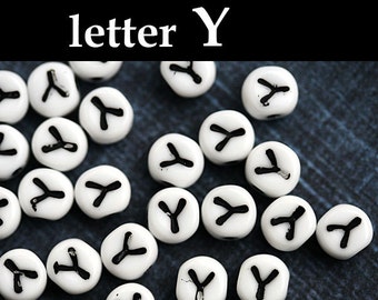 Alfabet Kralen - letter Y - wit met zwarte inleg, Tsjechisch glas Letter kralen, gepersonaliseerd, 6mm - 25pc - 2457