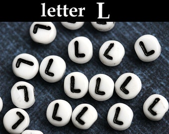 Letter kralen, Alfabet Kralen - letter L - wit met zwarte inleg, Tsjechisch glas, gepersonaliseerde kralen, 6mm - 25pc - 2443