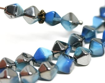 Contas de vidro tcheco azul bicone: brilho metálico, 6 mm (30 unidades)