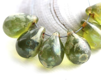 Olivine Teardrops, Olive Green Picasso czech glass drops, large Briolettes, pressed raindrop - 10x14mm - 6Pc - 2544