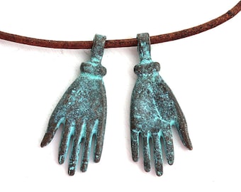 Healing hand charms, Green Patina on copper spiritual metal hand charm 2Pc - F671