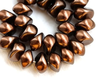 Faux pearls, Chocolate brown pearl beads, Czech glass beads, chunky, nugget - 6x8mm - 25Pc - 0269