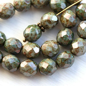 Fire polished Picasso beads, Luster Green, Czech glass round beads, faceted, ball beads - 8mm - 15pc - 2622