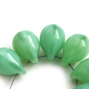 Jade green teardrops, Large czech glass drops briolettes, green raindrop 10x14mm 6Pc 0024 image 2