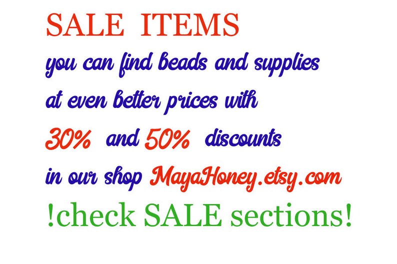 Puede incluir: Un gr&aacute;fico con texto rojo, azul y verde que dice "SALE ITEMS you can find beads and supplies at even better prices with 30% and 50% discounts in our shop MayaHoney.etsy.com !check SALE sections!"