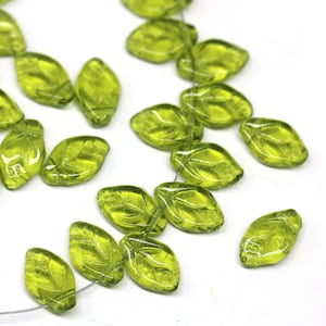 12x7mm Transparent olive green leaf beads Olivine Czech glass leaves top drilled, 30pc 1559 image 1