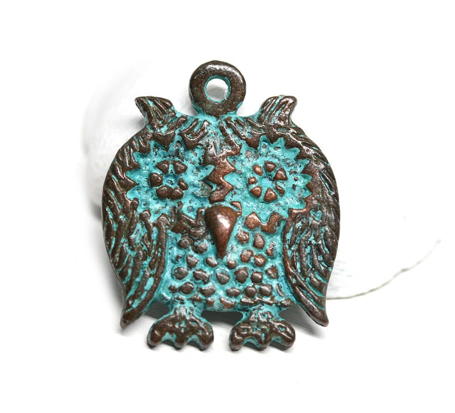 Copper Owl pendant Green patina metal owl charm Owl bird focal bead Greek metal casting Lead Free 1P