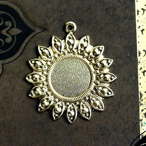 1pc Ornate Round Golden Cameo setting 25mm, Antique gold pendant, brass cabochon base - F095