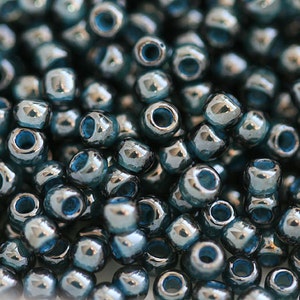 Dark blue seed beads TOHO size 11/0, Transparent Lustered Emerald Green Denim Blue N 374, rocailles - 10g - S484