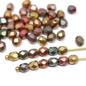 Mélange de perles de verre tchèque métallique mat de 4 mm, entretoises polies au feu violet or, 50Pc - 1710