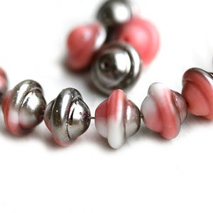 Cuentas de cristal checo con brillo plateado rosa: forma de ovni (8 x 10 mm - 12 unidades)