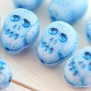 Blue Skull beads Blue Czech glass beads Halloween decor Skeleton Sugar Skull - 12mm - 8Pc - 2630