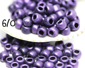Metaliczne fioletowe koraliki Toho: japońskie koraliki Rocaille, rozmiar 6/0 (10 g)