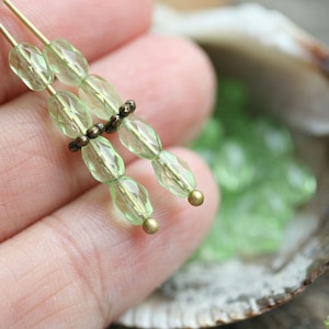 6x4mm Transparent Green rice beads Spring green czech glass oval beads, fire polished olive shaped small beads - 50Pc - 0462