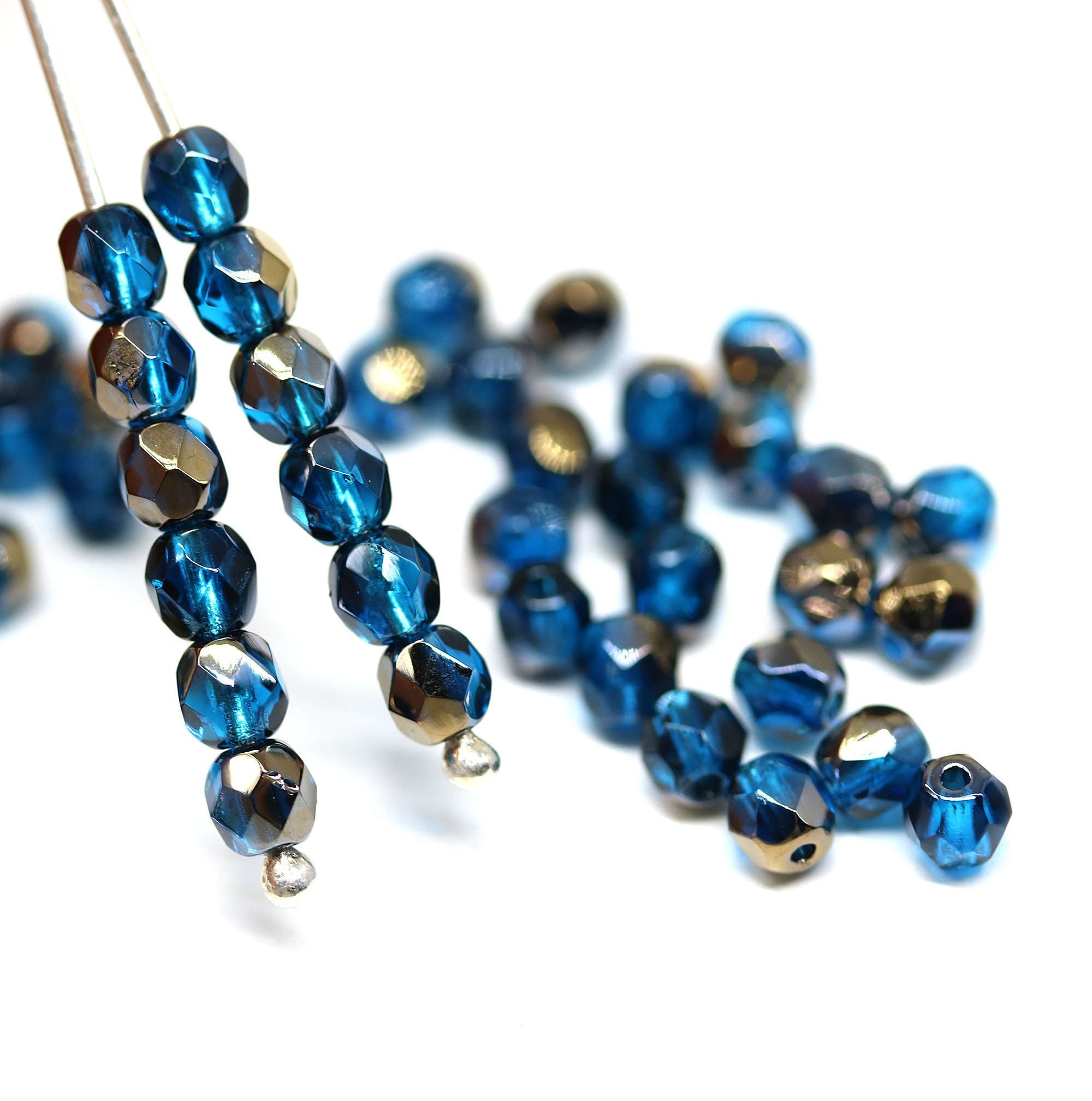 casablanca 23ss アトランティス　ビーズ　ポシェ　ブルー casablanca 23ss アトランティス ビーズ ポシェ ブルー 【公式通販】