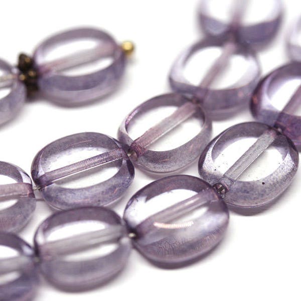 Pale Purple glass flat oval beads, Czech glass light amethyst fire polished beads 10x9mm - 15Pc - 0225