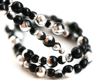 Black and Silver beads mix, 4mm 3mm Round druk Czech glass small spacers - approx.150Pc - 2227