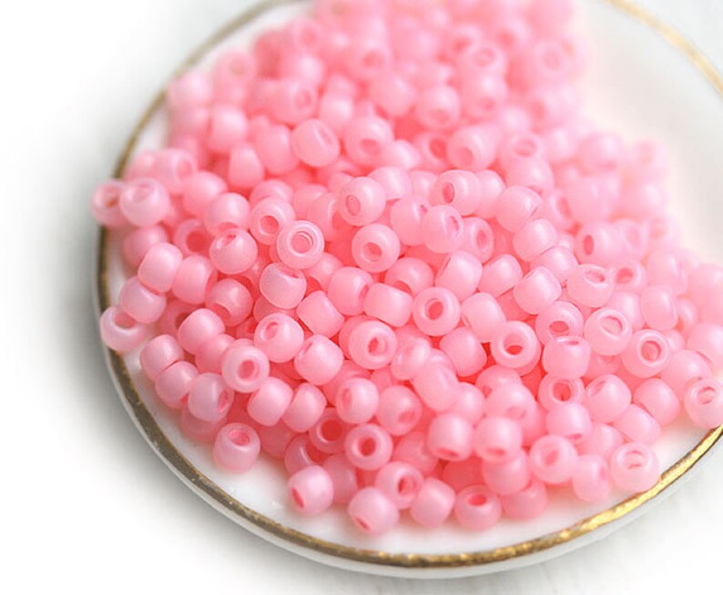 S681 Pink seed beads size 80 Toho rocaille round kumihimo beads 10g Frosted Innocence Pink N 145F