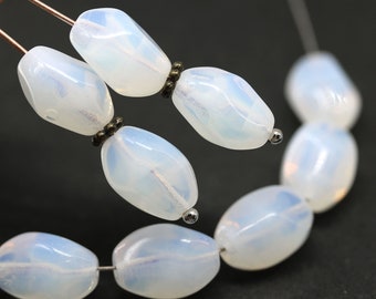 Opal white glass beads 13x9mm Twisted czech glass barrel beads, 10Pc - 3503