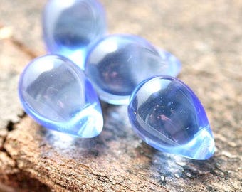 10 x 14 mm ljusblå glaspärlor i tårform, stora tjeckiska brioletter, 6 st
