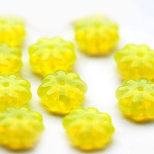 Lemon Yellow Flower czech glass rondelle beads, Opal Yellow floral beads, flat daisy flower - 9mm - 20pc - 0171