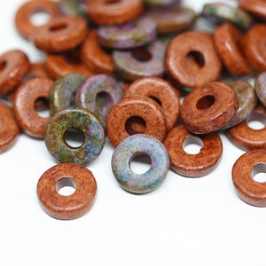 Perles rondelles en céramique marron terre cuite : espaceurs pour cordon en cuir de 8 mm (25 pièces)