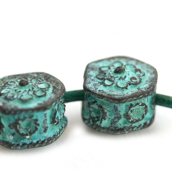 Green patina Hexagon beads 2mm hole Verdigris patina Copper ornament beads 15mm metal geometrical greek beads - F524