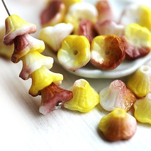 Small Flower beads, Yellow Brown mixed color, yellow tiny bell flower, czech glass beads, flower cups, 7x5mm - 25Pc - 2399