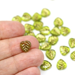 9mm Olive green leaf beads golden wash Olivine heart shaped triangle leaf Czech glass small leaves, 30pc 0027 image 4