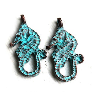 Seahorse charms Verdigris Green patina jewelry charms Copper Seahorse pendant nautical beach charms - 24mm - F003