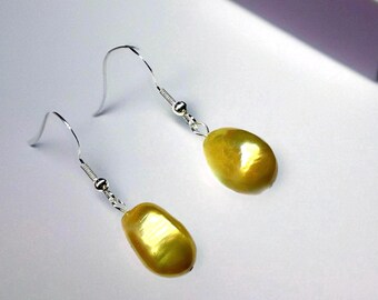 Pendientes colgantes de gancho de plata 925 con perla barroca dorada de 10-11 mm (lustrosos) - Caja de regalo