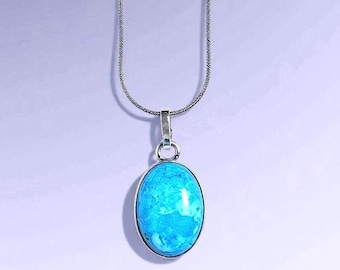 Collar con colgante ovalado de turquesa dormida en plata 925 (caja de regalo incluida)