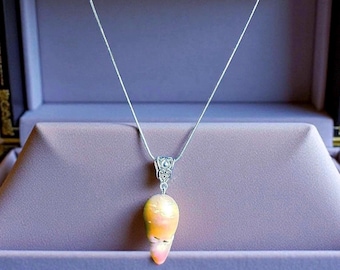 Collar con colgante de perla de agua dulce color melocotón – Sin níquel, cadena ajustable de 45-50 cm – Incluye caja de regalo