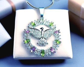 Collar con colgante de plata de ley con forma de ave de la paz y múltiples piedras preciosas - Cadena ajustable