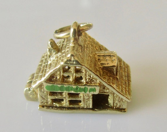9ct Gold House Opens to Furniture Enamel Charm