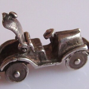 Silver Vintage Car with Opening Boot Charm