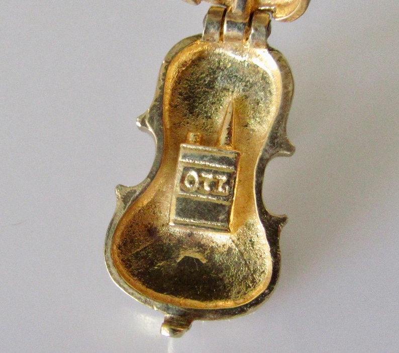 Large Violin and Oil Opening 9ct Gold Charm or Pendant