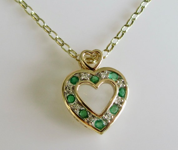 9k Gold Emerald and Diamond Heart Pendant and Cha… - image 2