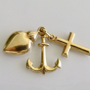 Vintage  9ct Gold Faith Hope and Charity Trio of Charms.
